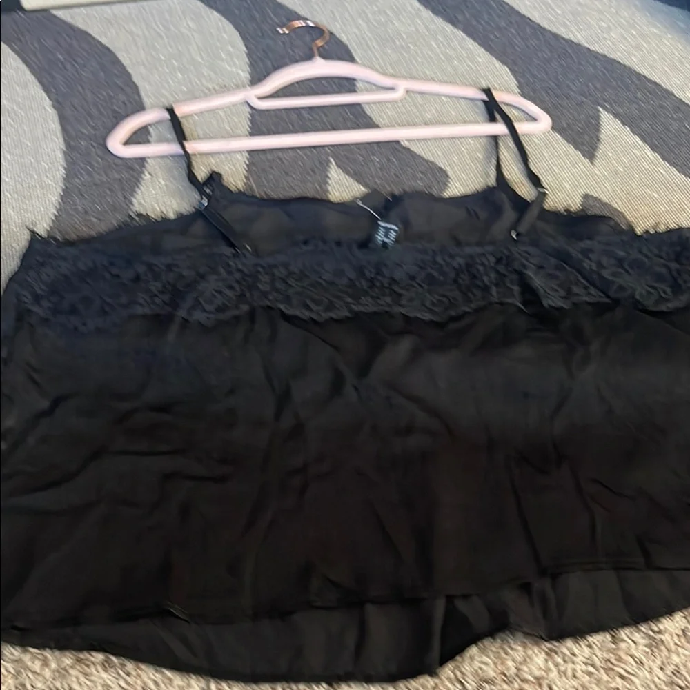 Forever 21 Black Satin Lace Cami - Picture 10 of 13